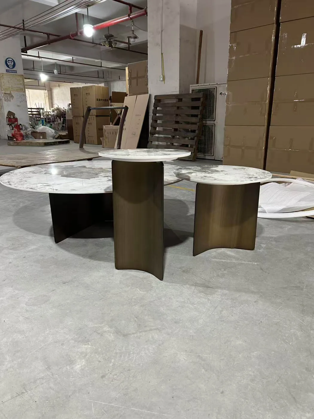 Physical Malaysia customer sample with three round Pandora-pattern tables