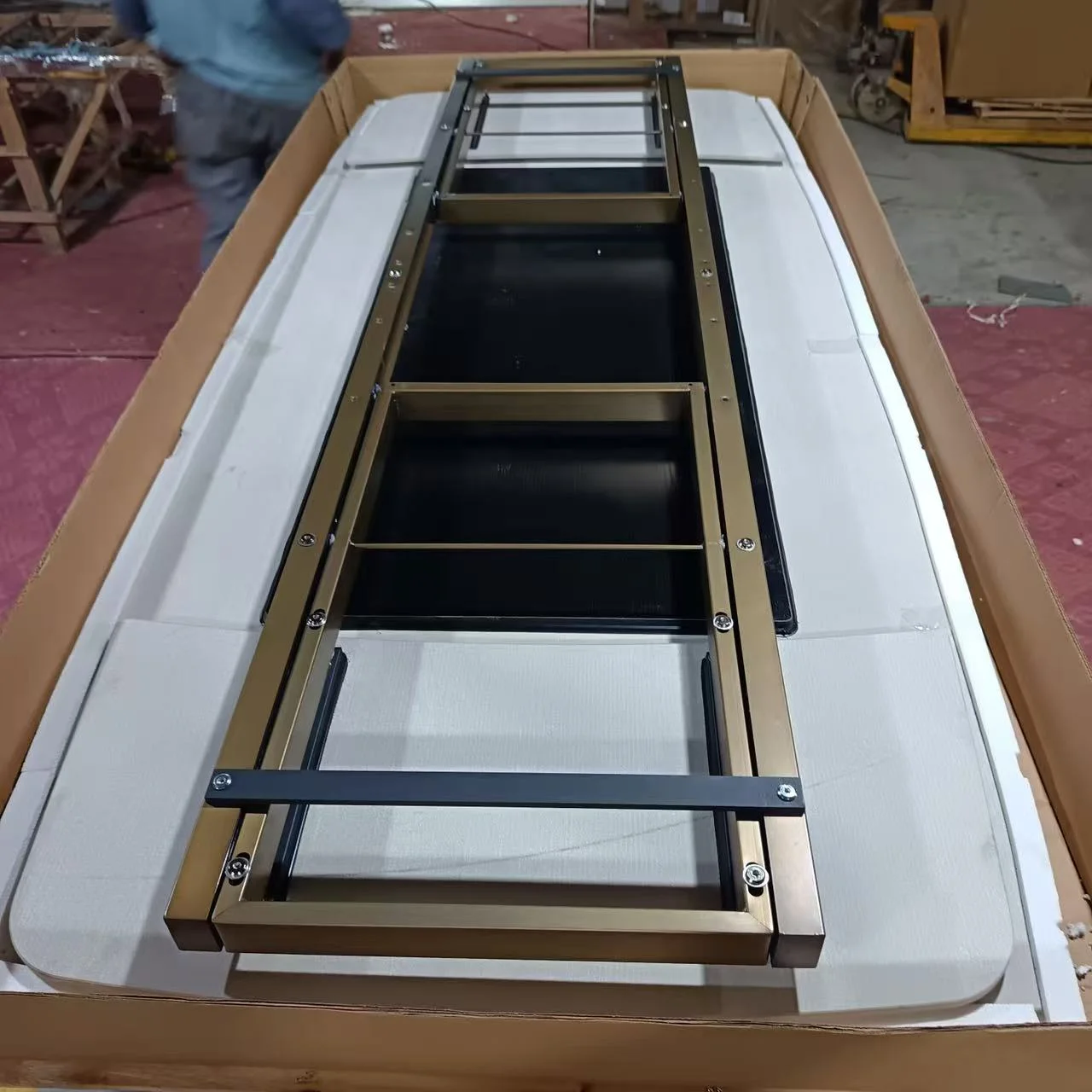 Table underside and extension structure